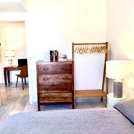 Inspiring Apartment In Carihuela Beach Торемолинос Екстериор снимка
